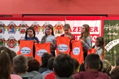 received_2161212134195614